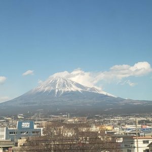 新幹線から富士山をパシャリ📷